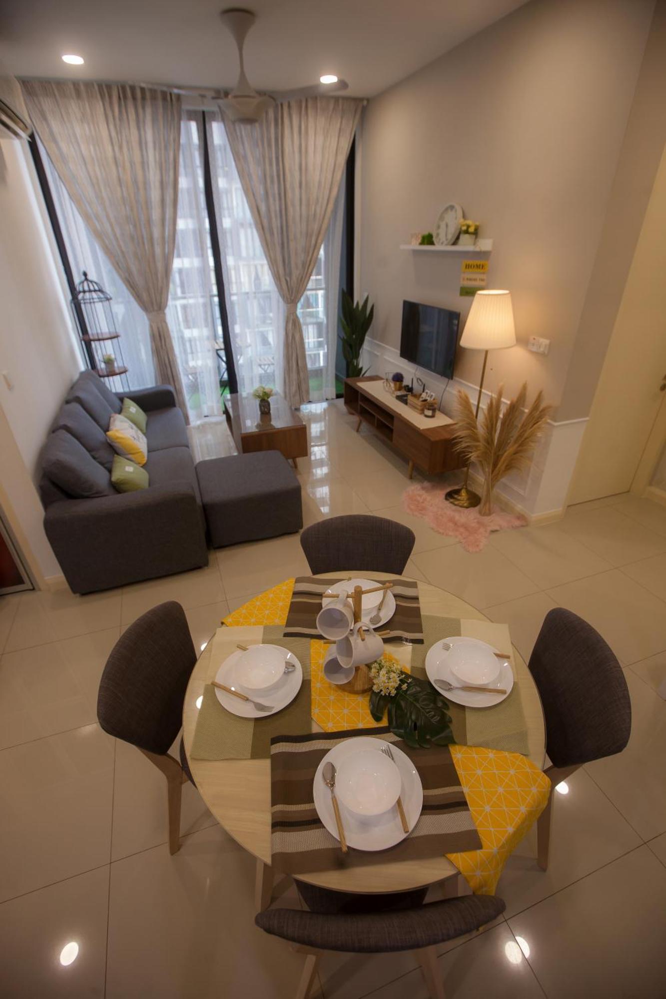 דירות נוסג'יה D'Pristine Medini By The One - 8Min Walk To Legoland מראה חיצוני תמונה